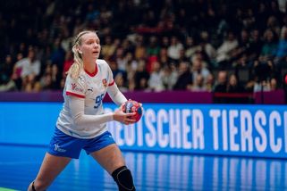 HÁZENÁ ONLINE: Po dobrém startu krize. Češky začínají s Koreou od nuly - Sport.cz